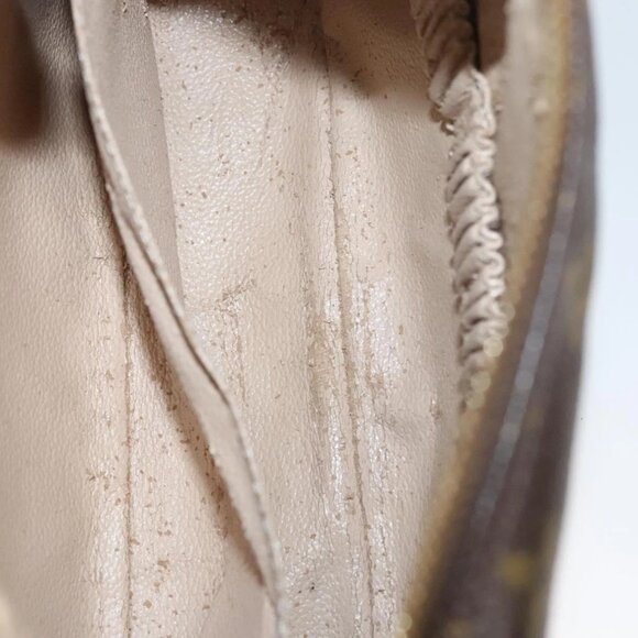 LOUIS VUITTON Monogram Trousse Toilette 23 Clutch Bag M47524 LV Auth 119879 - Picture 9 of 16